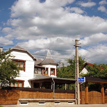 Pensiunea Casa Bianca - Bucovina Vama  Dış mekan fotoğraf