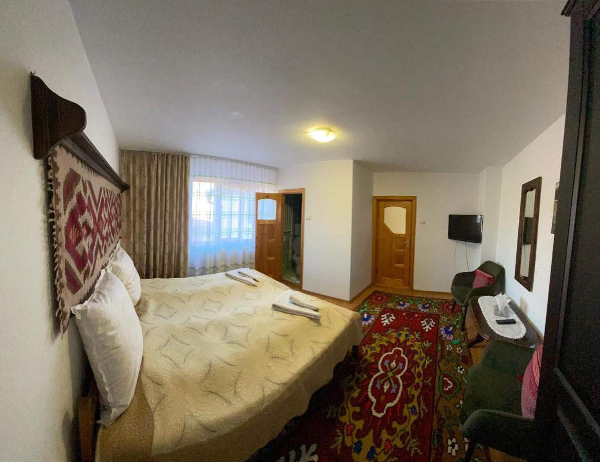 Pensiunea Casa Bianca - Bucovina Vama  Dış mekan fotoğraf